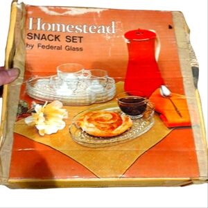 Federal Glass Homestead Snack Set